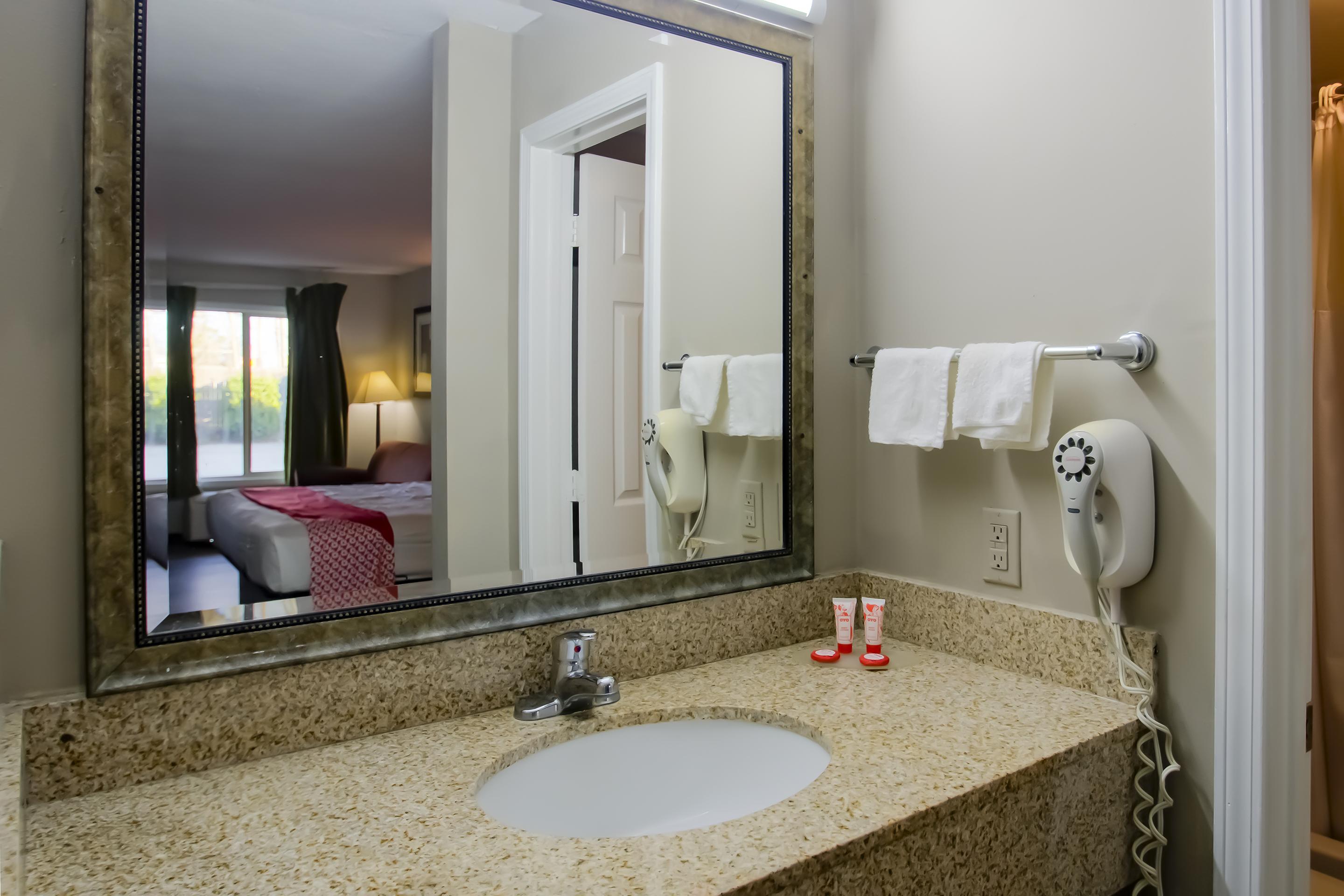 Baymont Inn & Suites Chocowinity/Washington 외부 사진